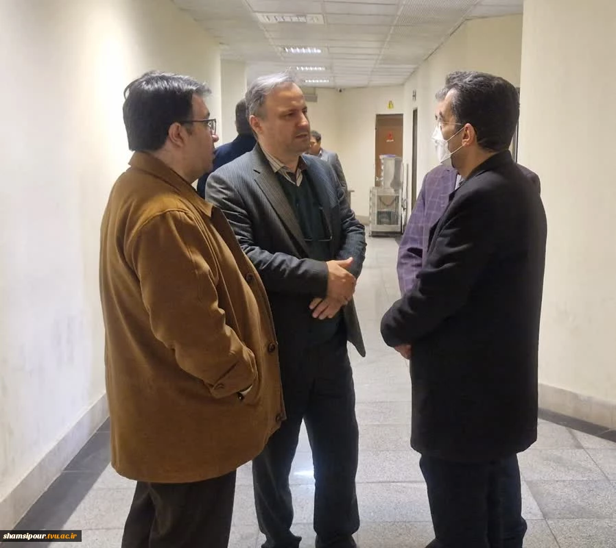 بازدید دکتر رحیمی رئیس دانشگاه فنی و حرفه ای استان تهران در دومین روز برگزاری امتحانات پایان ترم نیمسال اول 1402 دانشکده شهید شمسی پور 10