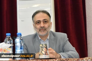 با حضور معاون اداری، مالی و مدیریت منابع و مدیران‌کل این حوزه برگزار شد : تشریح و تبیین سیاست‌ها و برنامه‌های معاون اداری، مالی و مدیریت منابع در سومین پنل تخصصی اجلاس سراسری رؤسای دانشکده‌ها و آموزشکده‌های دانشگاه فنی و حرفه‌ای
 8