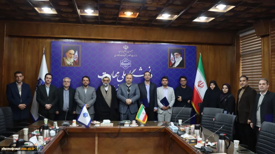 با حضور دکتر کامران رحیمی، رییس دانشگاه ملی مهارت استان تهران؛
آیین تکریم و معارفه سرپرستی معاونت آموزشی دانشکده انقلاب اسلامی تهران-واحد استانی تهران 3