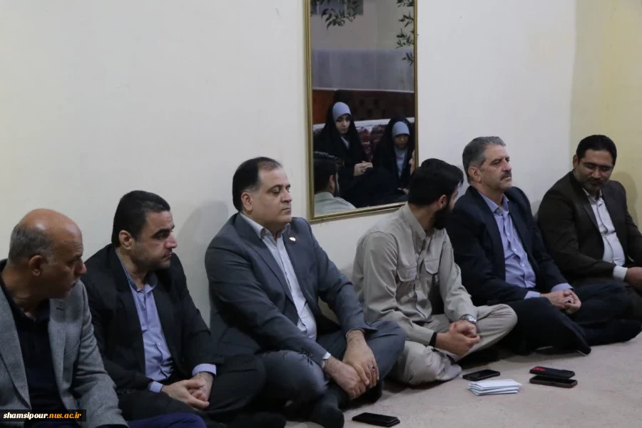 بازدید رئیس دانشگاه ملی مهارت و هیئت همراه از اردوی معنوی راهیان نور دانشجویان و موقعیت شهید دانیال رضازاده در خرمشهر 4