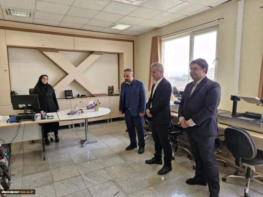 دیدار نوروزی رئیس دانشکده شهید شمسی پور با کارکنان و مدیران دانشکده   15