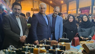 با حضور معاون توسعه اشتغال وزارت تعاون، کار و رفاه اجتماعی آغاز به کار کرد:
هشتمین بازارچه دانشجویی دانشگاه ملی مهارت در دانشکده دکتر شریعتی تهران 10