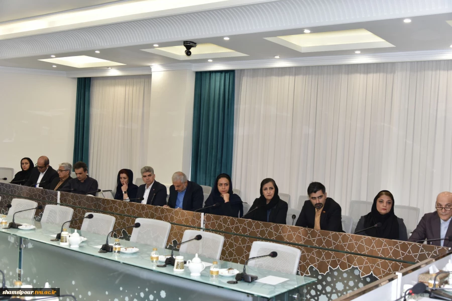 با حضور دکتر غلامرضا زمانی به امضا رسید؛
تفاهم نامه همکاری مجمع کارآفرینان ایران و دانشگاه ملی مهارت 11
