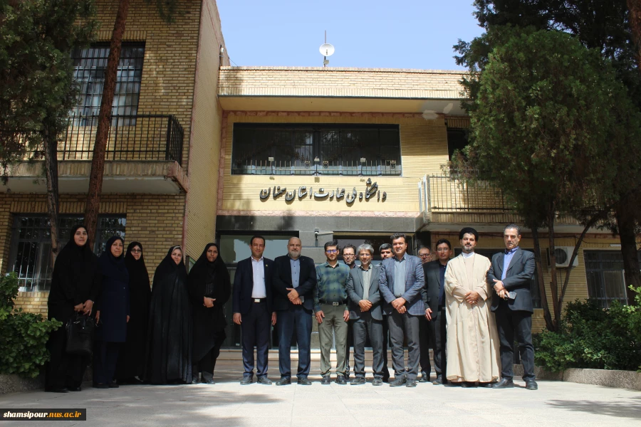 مدیرکل حوزه ریاست، روابط عمومی و هماهنگی امور مجلس و استان‌ها در آیین معارفه سرپرست آموزشکده پسران سمنان ـ واحد استانی سمنان:
امروز توسعه دانشگاه ملی مهارت به نگاه فراسازمانی و توجه ویژه دستگاه‌های حاکمیتی نیاز دارد. 6