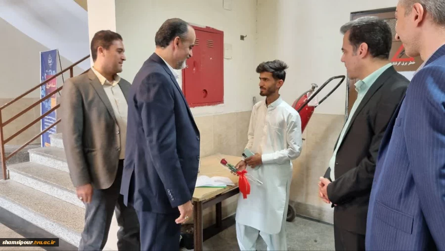 حضور دکتر قادری معاون اداری، مالی و مدیریت منابع دانشگاه ملی مهارت در مراسم آغاز سال تحصیلی 1405-1404 دانشکده شهید شمسی‌پور 9