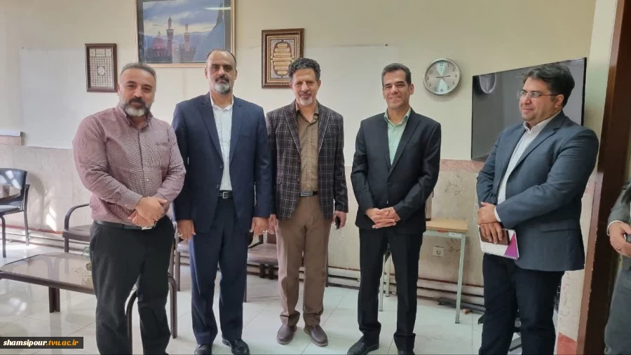 حضور دکتر قادری معاون اداری، مالی و مدیریت منابع دانشگاه ملی مهارت در مراسم آغاز سال تحصیلی 1405-1404 دانشکده شهید شمسی‌پور 11