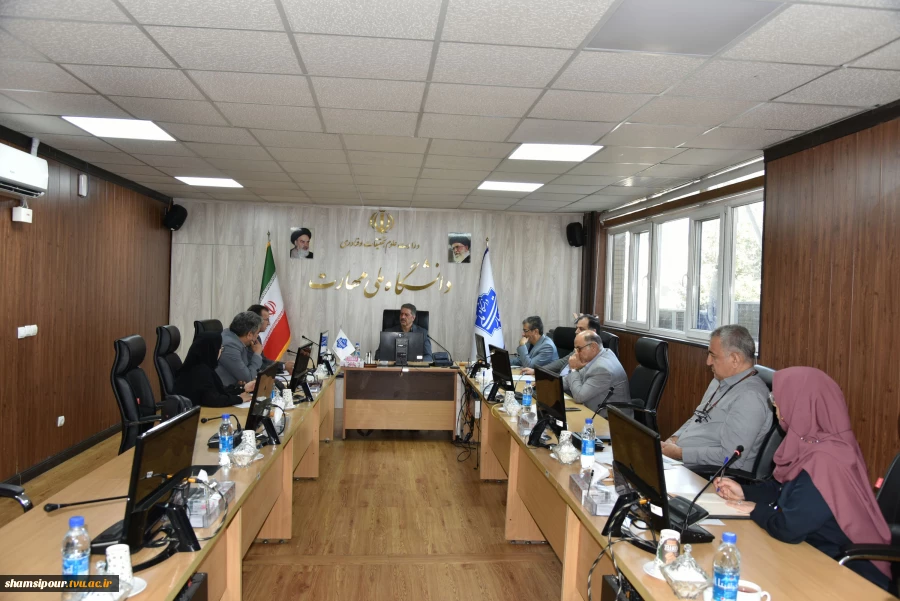 دیدار ریاست دانشگاه ملی مهارت با مدیران منابع انسانی سازمان صدا و سیما 7