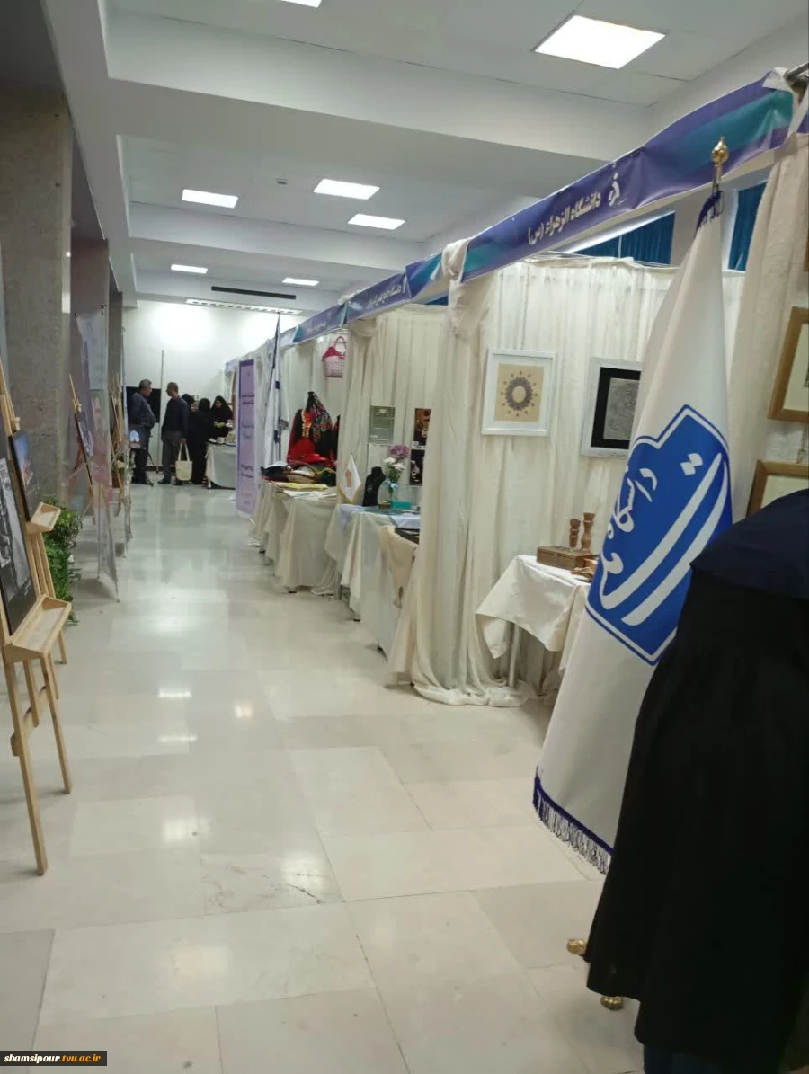 تجلی خلاقیت و هنر دانشجویان دانشگاه ملی مهارت:
آیین گشایش نمایشگاه «فیروزه» در وزارت علوم، تحقیقات و فناوری 3