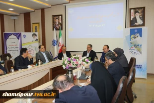 رئیس دانشگاه ملی مهارت در نشست تخصصی معاونان پژوهش و فناوری واحدهای استانی:
تشکیل دبیرخانه مسئولیت‌های اجتماعی برای دانشگاه ملی مهارت یک ضرورت است. 2
