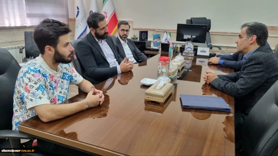 انعقاد تفاهم‌نامه همکاری میان دانشکده شهید شمسی‌پور و شرکت دانش‌بنیان فنپا در راستای توسعه مهارت و تعامل با صنعت 6