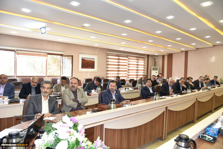 برگزاری دوره آموزشی یک‌روزه «آشنایی با آیین‌نامه‌ها، قوانین و مقررات مدیریت دانشگاه» ویژه رؤسای دانشکده‌ها و آموزشکده‌های دانشگاه ملی مهارت 19