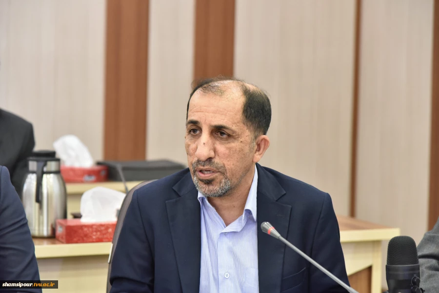 رئیس دانشگاه ملی مهارت در جمع رؤسای دانشکده‌ها و آموزشکده‌های سراسر کشور:
حیات دانشگاه و ارکان آن در گرو ضوابط، مقررات و قوانین است/ هیئت امنا مجلس قانون‌گذاری دانشگاه است/ سیاست دانشگاه تربیت نیروی توانمند اشتغال‌پذیر است 2