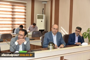 رئیس دانشگاه ملی مهارت در جمع رؤسای دانشکده‌ها و آموزشکده‌های سراسر کشور:
حیات دانشگاه و ارکان آن در گرو ضوابط، مقررات و قوانین است/ هیئت امنا مجلس قانون‌گذاری دانشگاه است/ سیاست دانشگاه تربیت نیروی توانمند اشتغال‌پذیر است 20