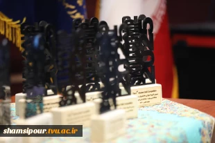 رئیس دانشگاه ملی مهارت در آیین اختتامیه سومین همایش ملی مهارت‌افزایی، هدایت شغلی و صلاحیت حرفه‌ای در آموزش عالی کشور:
امروز مهارت نه یک انتخاب بلکه یک ضرورت اجتناب‌ناپذیر است/ مسیر توسعه اقتصادی کشور از تربیت نیروهای توانمند و اشتغال‌پذیر می‌گذرد/ جوانان