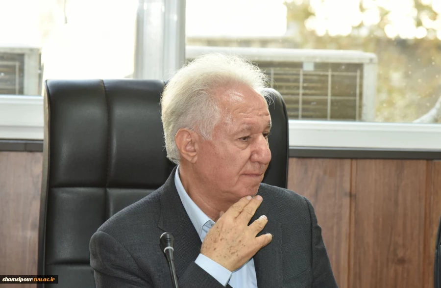 به همت بنیاد حامیان دانشگاه صورت گرفت؛
امضای تفاهم‌نامه همکاری مشترک در دانشگاه ملی مهارت 11