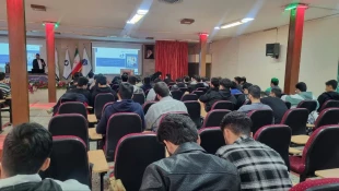 اولین نشست علمی هفته جهانی کارآفرینی، در قالب سمینار «چگونه کارآفرین شویم» در دانشکده شهید شمسی‌پور برگزار شد 7