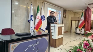 دومین نشست علمی هفته جهانی کارآفرینی، در قالب سمینار «آشنایی و نحوه ورود به بازارهای مالی (فارکس)» در دانشکده شهید شمسی‌پور برگزار شد. 3