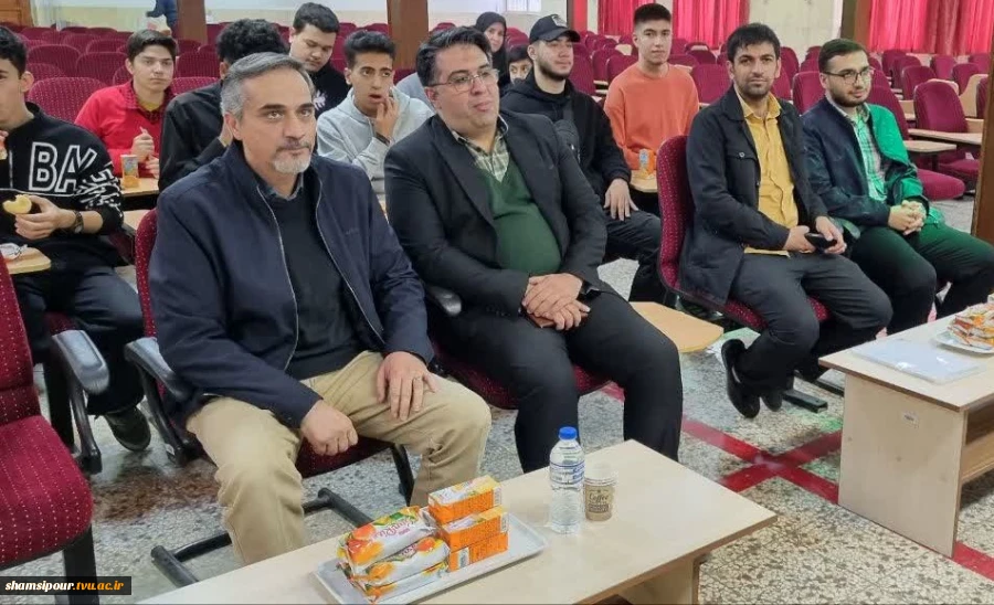 برگزاری رویداد «استارت‌آپ مهارتی» دانش‌آموزان نخبه هنرستان تیزهوشان علامه حلی ۲ در دانشکده شهید شمسی‌پور 2