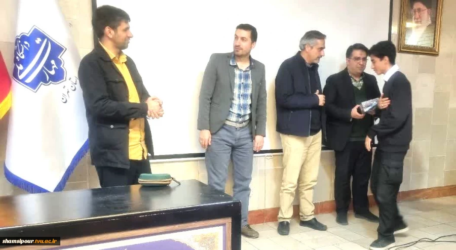 برگزاری رویداد «استارت‌آپ مهارتی» دانش‌آموزان نخبه هنرستان تیزهوشان علامه حلی ۲ در دانشکده شهید شمسی‌پور 16