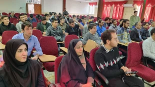 برگزاری پنجمین نشست هفته  جهانی کارآفرینی در قالب سمینار  «از مرزها تا بازارها؛ مسیر فریلنسینگ جهانی برای متخصصان ایرانی» در دانشکده شهید شمسی پور برگزار شد.
 4