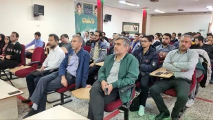 برگزاری پنجمین نشست هفته  جهانی کارآفرینی در قالب سمینار  «از مرزها تا بازارها؛ مسیر فریلنسینگ جهانی برای متخصصان ایرانی» در دانشکده شهید شمسی پور برگزار شد.
 6