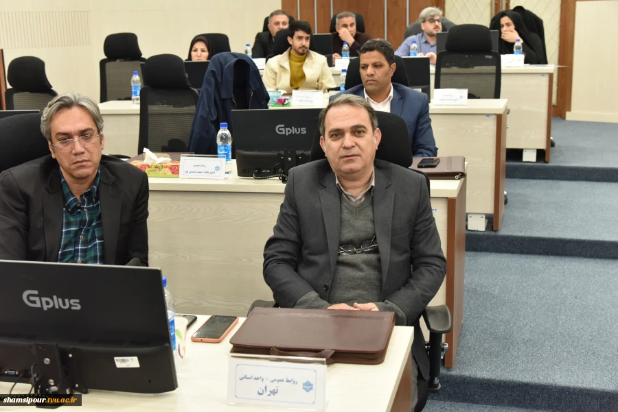 دکتر زمانی در نشست تخصصی مدیران روابط عمومی دانشگاه ملی مهارت:
آموزش‌های مهارتی حلقه مستحکم در زنجیره توسعه اقتصادی و اجتماعی کشور است. 3