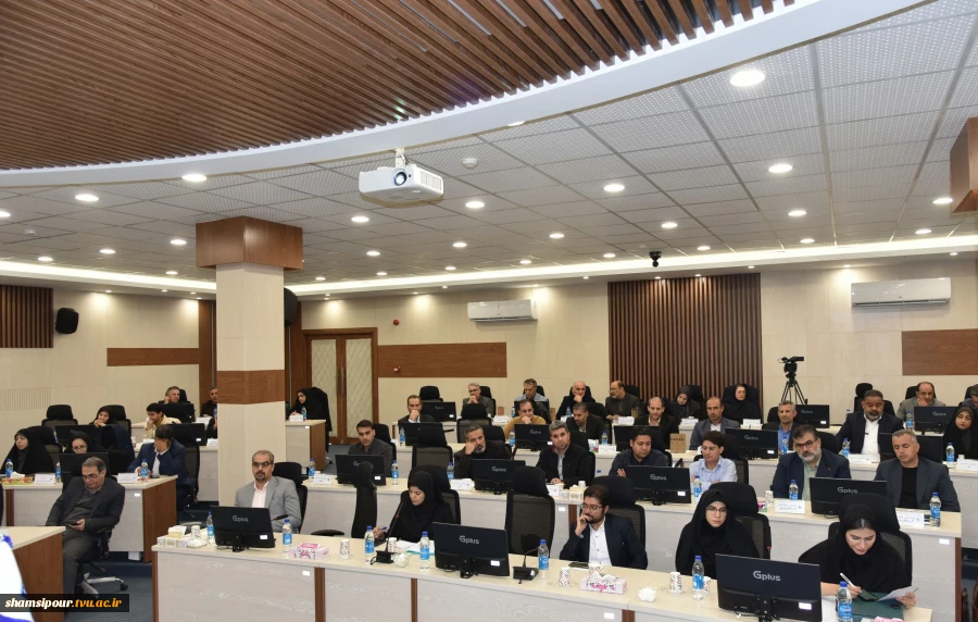 دکتر زمانی در نشست تخصصی مدیران روابط عمومی دانشگاه ملی مهارت:
آموزش‌های مهارتی حلقه مستحکم در زنجیره توسعه اقتصادی و اجتماعی کشور است. 10