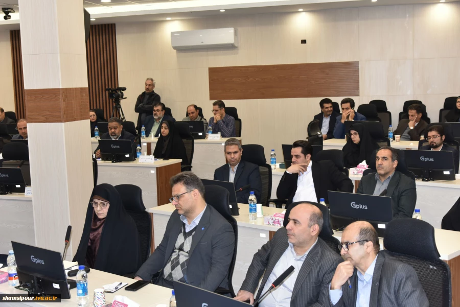 دکتر زمانی در نشست تخصصی مدیران روابط عمومی دانشگاه ملی مهارت:
آموزش‌های مهارتی حلقه مستحکم در زنجیره توسعه اقتصادی و اجتماعی کشور است. 15