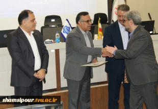 دکتر خضری در نشست تخصصی مدیران روابط عمومی دانشگاه ملی مهارت:
روابط عمومی‌ها چشم بینا، گوش شنوا و زبان گویای سازمان هستند 5