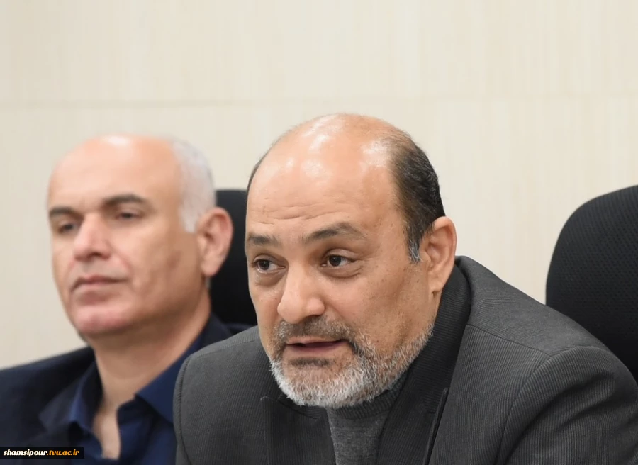 دکتر حضرتی در نشست تخصصی مدیران روابط عمومی دانشگاه ملی مهارت:
فارغ التحصیل دانشگاه ملی مهارت باید پرچم‌دار مهارت باشد. 3