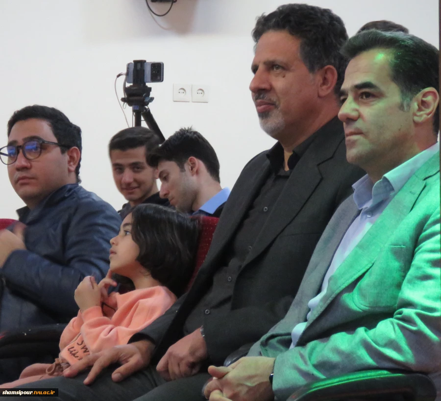 سومین رویداد «ایده شو؛ مهارت‌آفرین» با محوریت هوشمندسازی صنایع به همت معاونت پژوهش و فناوری در دانشکده شهید شمسی‌پور برگزار شد. 7