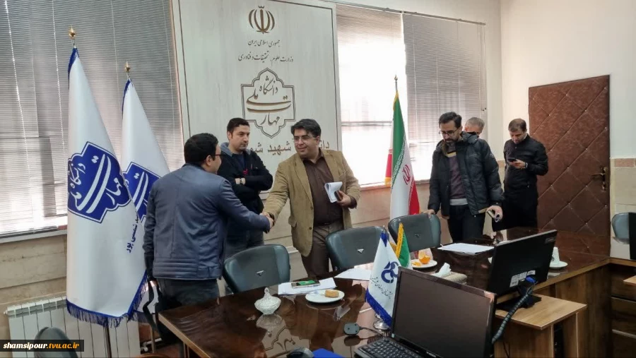 میزگرد تخصصی «تجربیات پژوهشی در صنعت» با حضور مدیران شرکت های خانه هوشمند 4