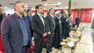 همزمان با فرارسیدن شانزدهم آذرماه؛ آیین بزرگداشت روز دانشجو در دانشکده شهید شمسی‌پور برگزار شد. 3