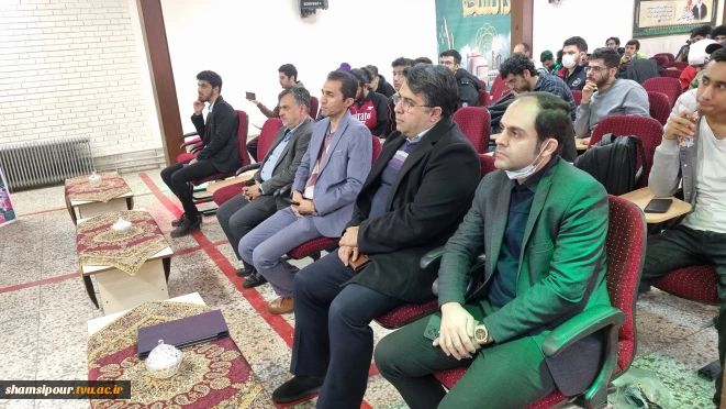 برگزاری کارگاه «مهندسی پرامپت‌، هنر گفتگو با هوش مصنوعی» در دانشکده شهید شمسی‌پور