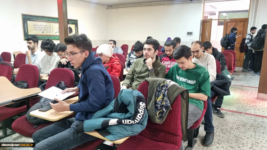 برگزاری کارگاه «سنگر دیجیتال؛ راهبری امواج فناوری و رسانه در مدار بحران» در دانشکده شهید شمسی‌پور  4