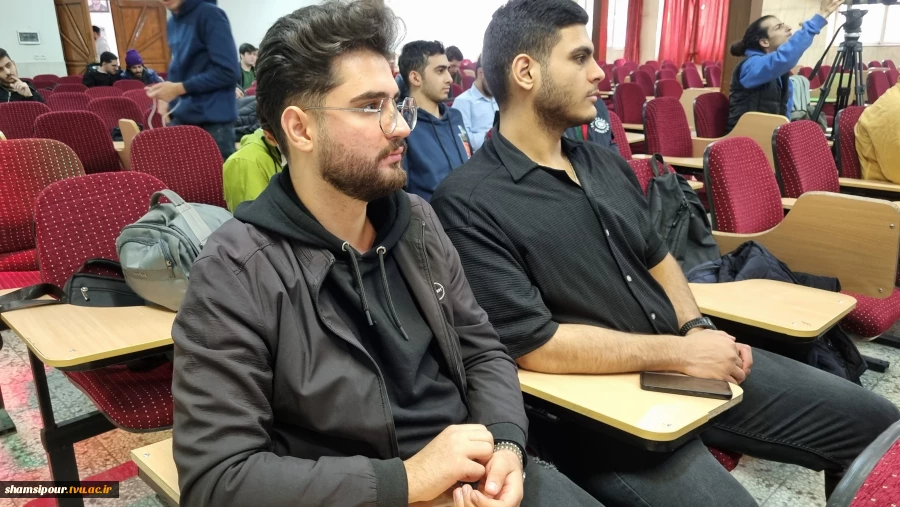 برگزاری کارگاه «سنگر دیجیتال؛ راهبری امواج فناوری و رسانه در مدار بحران» در دانشکده شهید شمسی‌پور  11