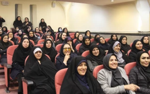 جشن میلاد حضرت فاطمه(س) و گرامیداشت مقام والای زن و روز مادر برگزار شد. 11