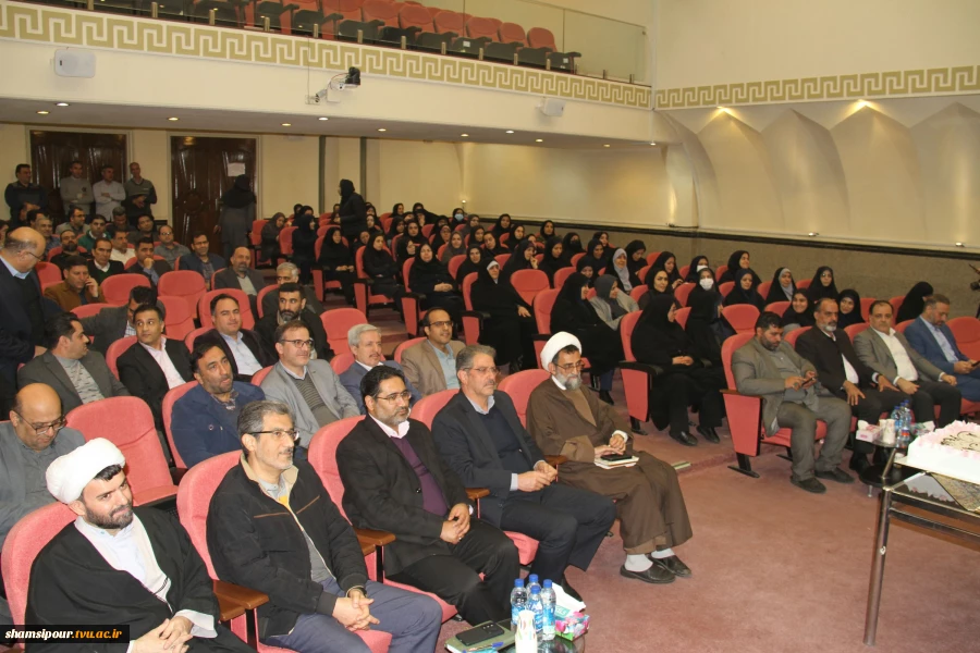 جشن میلاد حضرت فاطمه(س) و گرامیداشت مقام والای زن و روز مادر برگزار شد. 17