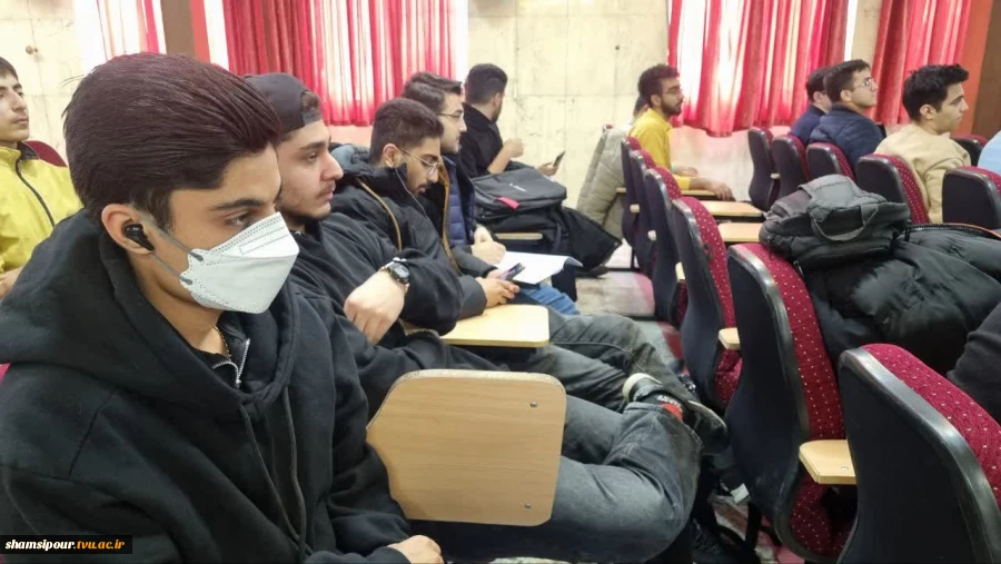 برگزاری سمینار تخصصی «نحوه نگارش متون علمی» با حضور دکتر محمد حسن‌زاده در دانشکده شهید شسمی‌پور  4