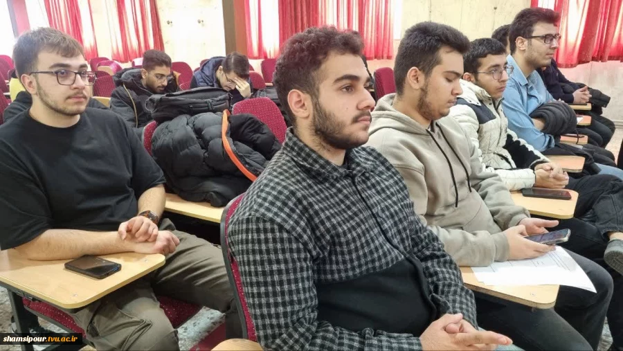 برگزاری سمینار تخصصی «نحوه نگارش متون علمی» با حضور دکتر محمد حسن‌زاده در دانشکده شهید شسمی‌پور  5