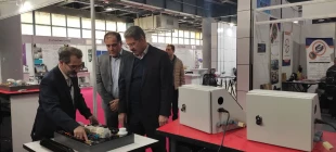 با حضور وزیر علوم، تحقیقات و فناوری صورت گرفت؛
تجلیل از پژوهشگر جوان دانشگاه ملی مهارت در بیست و ششمین جشنواره تجلیل از پژوهشگران، فناوران و نوآوران برگزیده کشور 3