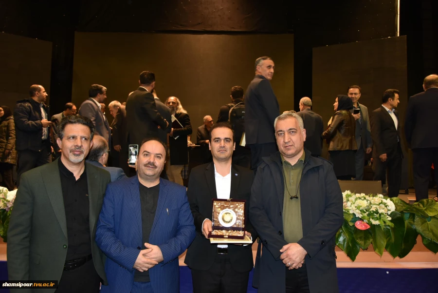 با حضور وزیر علوم، تحقیقات و فناوری صورت گرفت؛
تجلیل از پژوهشگر جوان دانشگاه ملی مهارت در بیست و ششمین جشنواره تجلیل از پژوهشگران، فناوران و نوآوران برگزیده کشور 6