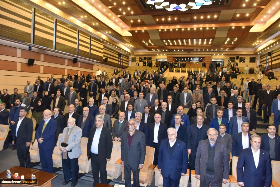 با حضور وزیر علوم، تحقیقات و فناوری صورت گرفت؛
تجلیل از پژوهشگر جوان دانشگاه ملی مهارت در بیست و ششمین جشنواره تجلیل از پژوهشگران، فناوران و نوآوران برگزیده کشور 12