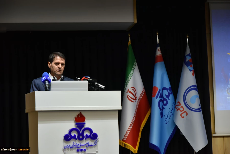 امضای تفاهم‌نامه همکاری بین دانشگاه ملی مهارت و شرکت ملی صنایع پتروشیمی 4