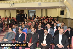 رئیس دانشگاه ملی مهارت در همایش گرامی‌داشت هفته ملی پژوهش و فناوری:
این دانشگاه، دانشجویی برای ماندن در ایران تربیت می‌کند/ پژوهش‌های ما باید متناسب با بازار کار و صنعت باشد/ پژوهش باید به کمک آموزش بیاید تا این دانشگاه موفق باشد. 14