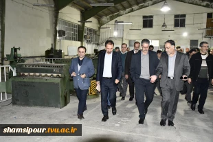 در بازدید رئیس دانشگاه ملی مهارت از مرکز رشد واحدهای فناور کردستان مطرح شد:
تجاری‌سازی ایده‌های مهارت‌محور، پیشران اشتغال‌زایی پایدار است. 8