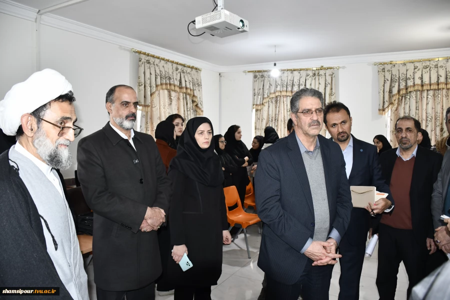 بازدید رئیس دانشگاه ملی مهارت از آموزشکده دختران سنندج 6