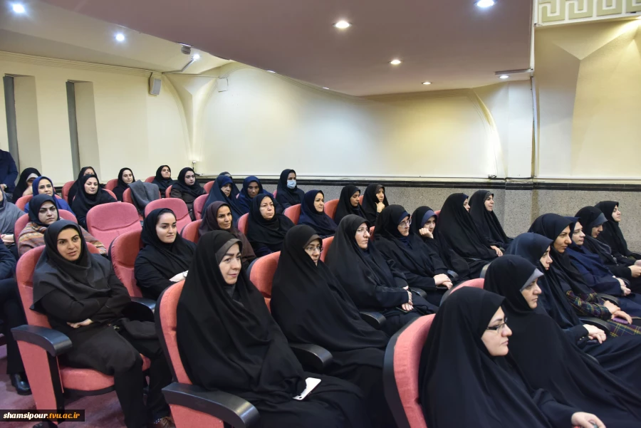 در آستانه خجسته ولادت حضرت علی (ع) و گرامی‌داشت روز پدر و روز مرد جشن میلاد امیرالمومنین (ع) در دانشگاه ملی مهارت برگزار شد 7