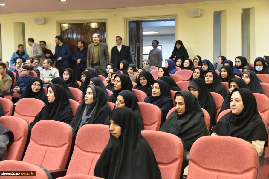 در آستانه خجسته ولادت حضرت علی (ع) و گرامی‌داشت روز پدر و روز مرد جشن میلاد امیرالمومنین (ع) در دانشگاه ملی مهارت برگزار شد 10