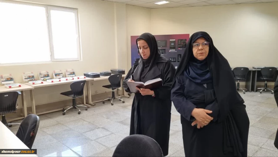 بازدید هیئت نظارت و ارزیابی استان تهران از آموزشکده ملی مهارت شهید شمسی‌پور؛ بررسی شاخص‌ها و ارائه راهکارهای توسعه‌ای 6